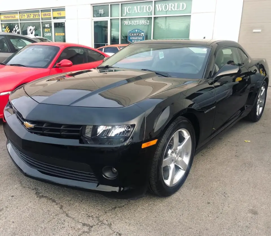 Mustang with fixed front end